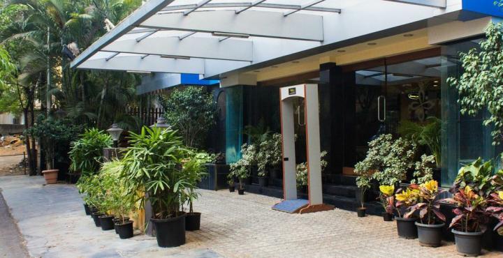 Hotel Park Central Comfort- E- Suites Pune Exterior foto