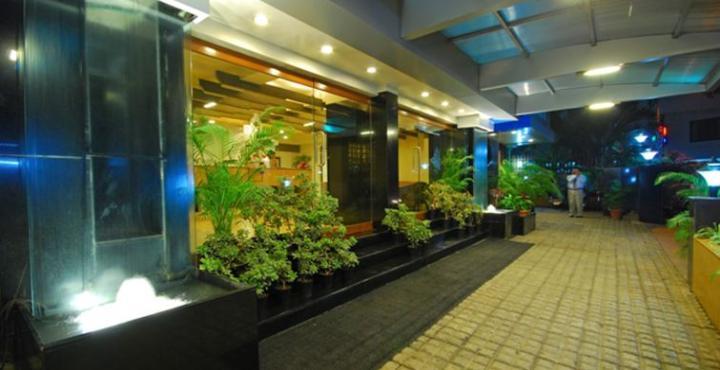 Hotel Park Central Comfort- E- Suites Pune Exterior foto