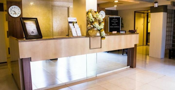 Hotel Park Central Comfort- E- Suites Pune Exterior foto