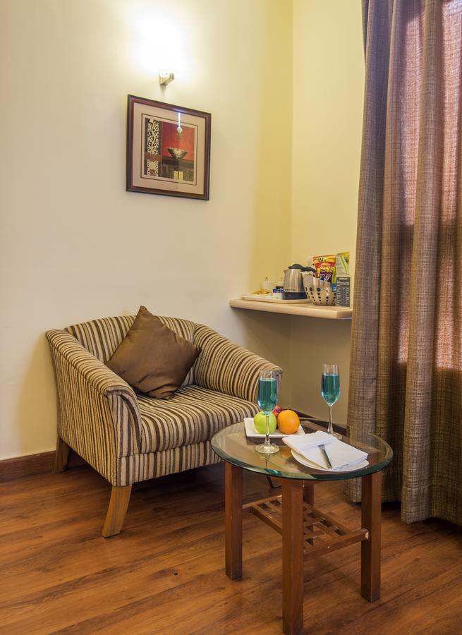 Hotel Park Central Comfort- E- Suites Pune Exterior foto