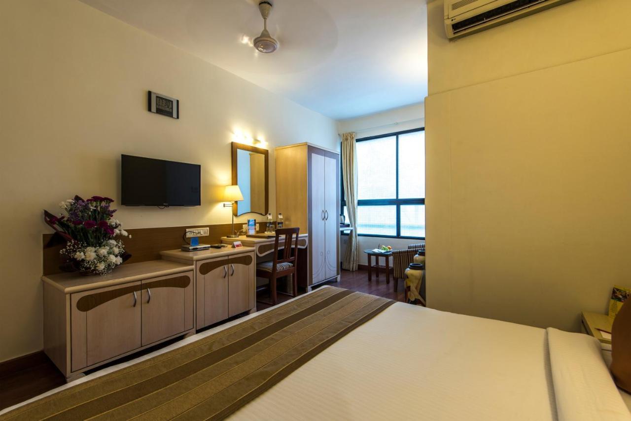 Hotel Park Central Comfort- E- Suites Pune Exterior foto
